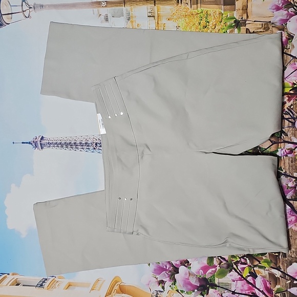 JM Collection Chino Rivet Pants Size Small NWT - Picture 2 of 7